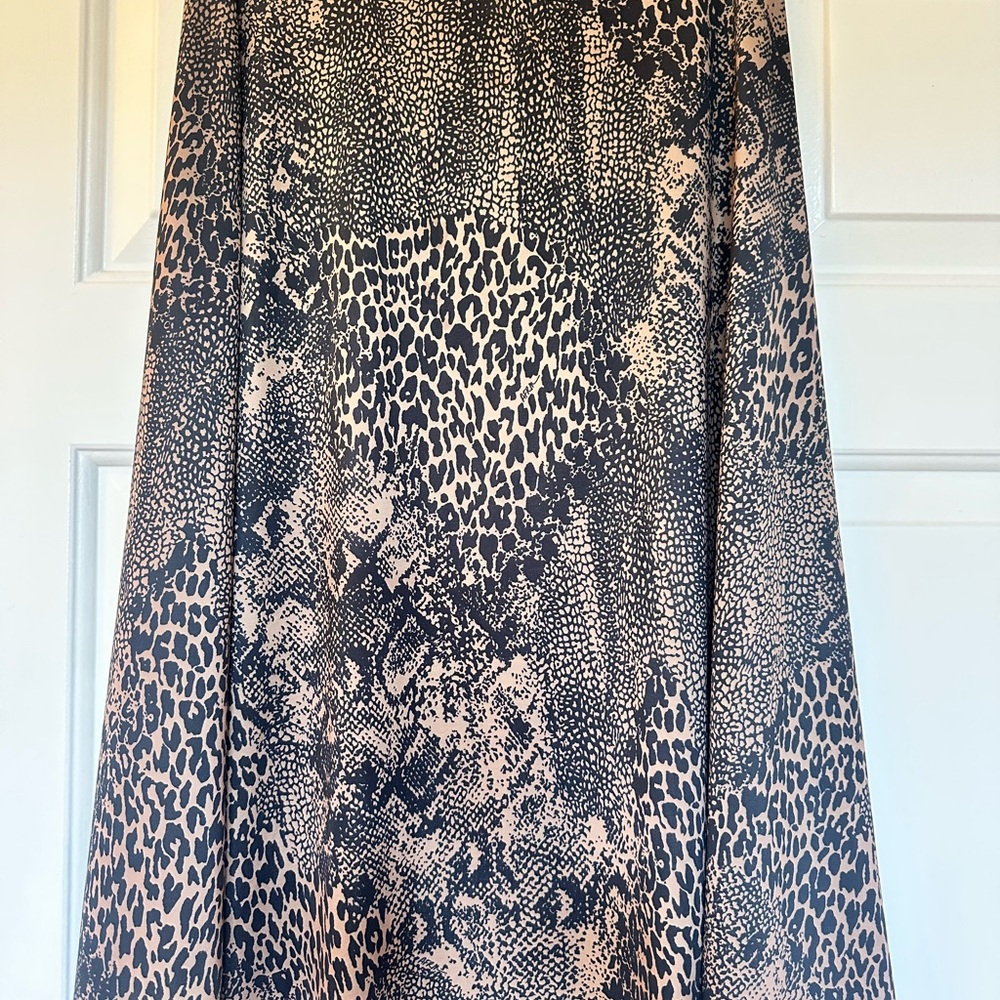 AFRM Black and Tan Patterned Garment